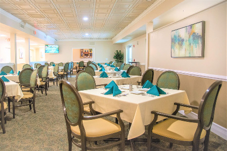 Dinning room of Chef's Pick Restaurant