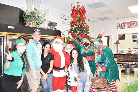 Meet Santa & his Elf