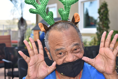 Meet Santa & his Elf