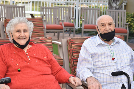 Meet Santa & his Elf