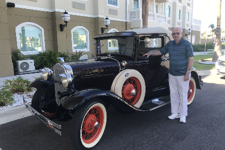 Happy Residents at Chateau Madeleine